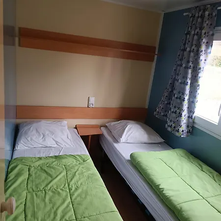 Les Lavandes, Kamp alanı 2*